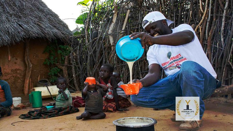 feeding_karamoja